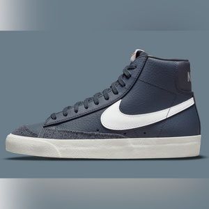 nike blazers size 9